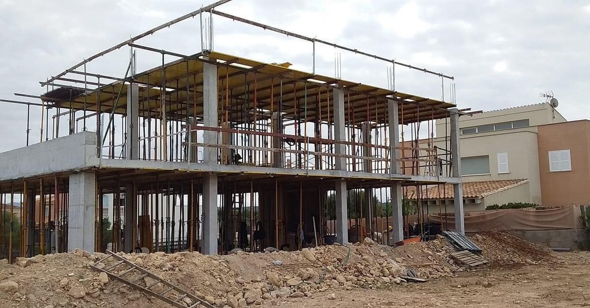 Obra nueva de vivienda unifamiliar con estructura de hormigón en Valencia